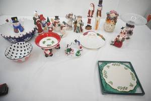 Christmas Decor and Collectible Figurines