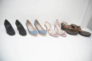 Womens Shoes 4ct Size 7.5, 9, 40, 40