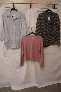 (3ct) NewLike New Womens Blouses. Size XL, 18, 18