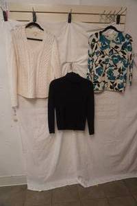 (3ct) NewLike New Womens Blouses. Size L