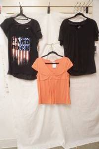 (3ct) NewLike New Womens Blouses. Hard Rock, Old Navy Active NWT. Size L, M, L,