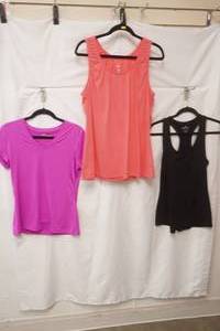 (3ct) NewLike New Womens Tops. Size M, 1, L