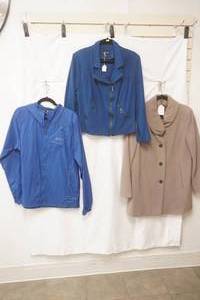 (3ct) NewLike New Womens Coats & Jackets. Size 18, A44, L