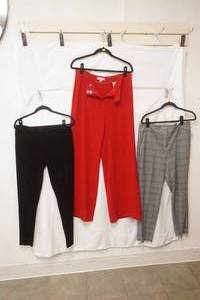 (3ct) NewLike New Womens Pants. Size 10, M, 10