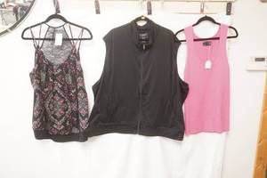 (3ct) NewLike New Womens Tank Tops & Black Vest