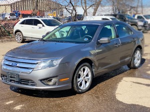 2012 FORD FUSION SE No Accidents Reported (NO RESERVE)