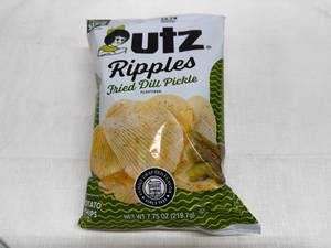 lot 340 image: SSS. 6x 7.75oz Utz Ripples-Fried Dill Pickle