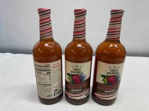 lot 178 image: SSS. 6x 33.8oz Tres Agaves Organic  Strawberry Margarita Mix