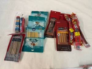 lot 12 image: Varity of Dog Treats