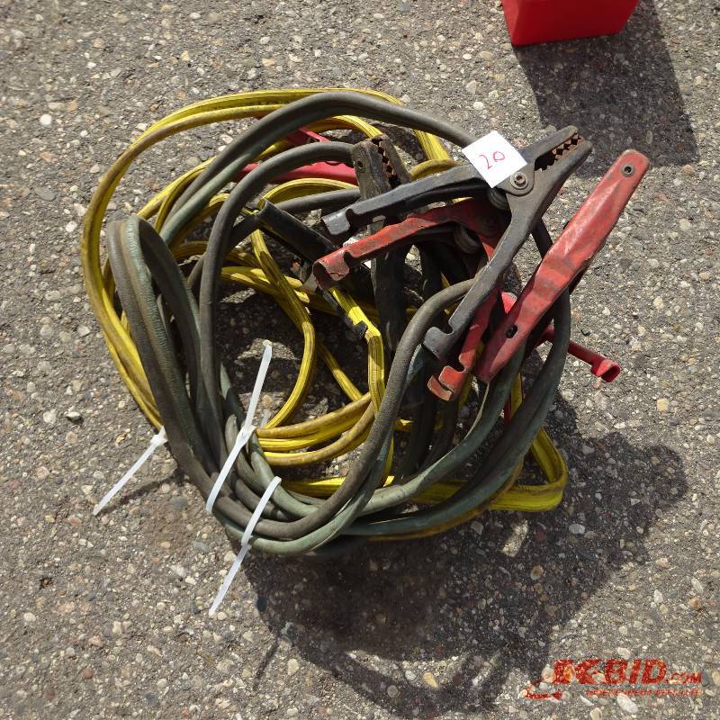 lot 20 image: Jumper cables