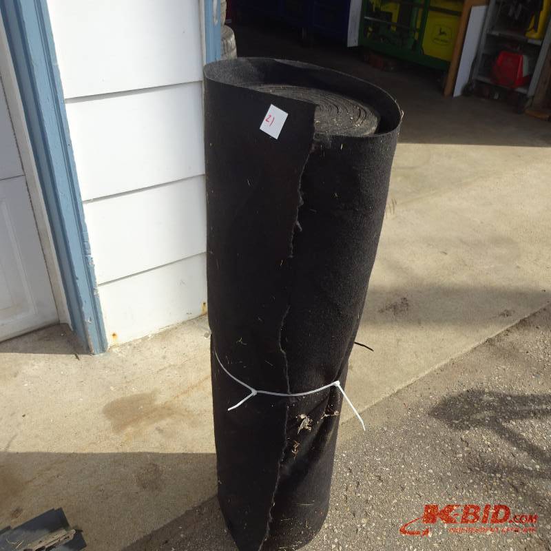 lot 21 image: Roll of heavy duty fabric
