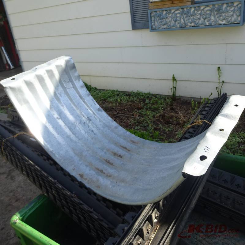 lot 31 image: 16 galvanized window well.