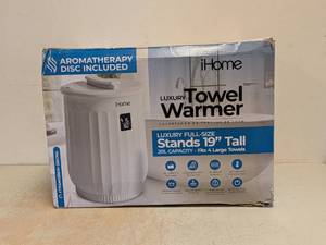 IHOME LUXURY TOWEL WARMER