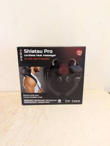 NEW SHIATSU PRO CORDLESS HEAT MASSAGER FOR NECK, BACK & SHOULDERS