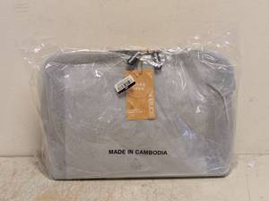 NEW SONIA KASHUK FOLDOVER MAKEUP BAG