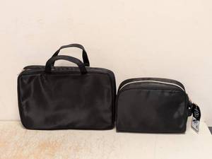 (2) NEW SONIA KASHUK CLASSIC TRAVEL MAKEUP BAG