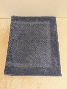 NEW PURE INDULGENT BATH MAT NAVY