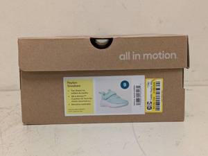 NEW ALL IN MOTION KIDS PEYTON SNEAKERS SIZE 9 GREEN MINT