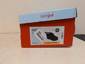 NEW CAT & JACK TODDLER MAGNUS BOOTS SIZE 10 NAVY