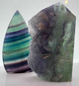 lot 61 image: Fluorite Teardrop & Rough Cluster Display Specimens - Green Purple Bands