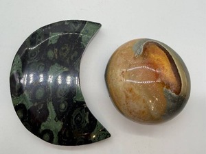 lot 74 image: Ocean Jasper Crescent Stone & Polished Stone