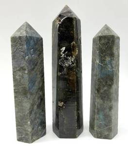 lot 97 image: Labradorite Obelisk Crystal Towers - 3-Piece Set, Dark Gray with Blue Flash