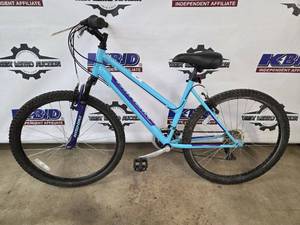 lot 7 image: Pueblo 17 Mountain Bike - 26 Wheels BluePurple