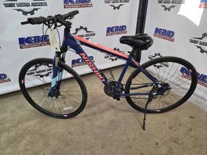 lot 17 image: Nishiki Mountain Bike - 17in Frame, 700C Wheels, 3x7 Drivetrain