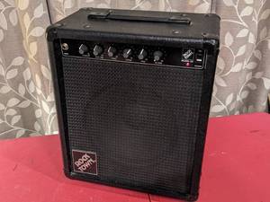 lot 8 image: 1988 RockTown Model 65 Two Channel 50 Watt Amplifier