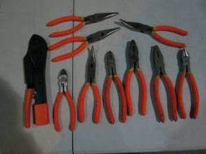 lot 88 image: Assortment of heavy duty Neiko plie...