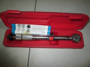 lot 9 image: 38in Torque Wrench with 12in driv...