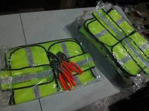 lot 36 image: 15ct Universal size Fluorescent Ref...