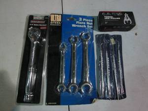 lot 55 image: 3pc flare nut wrench set, 38in rat...