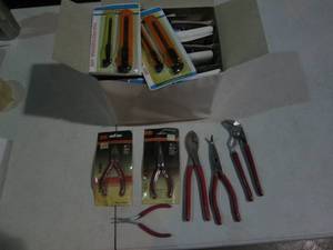 lot 73 image: 36ct blister packs each with 2ct pr...