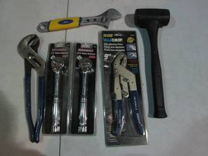 lot 76 image: All-grip adjustable pliers, Channel...