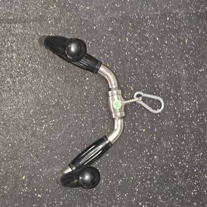 Neutral Grip Cable Bar