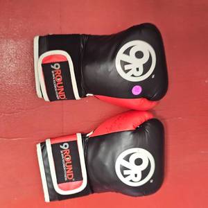 9 Round Boxing Gloves