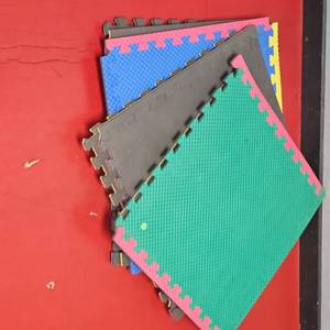 Square exercise mats