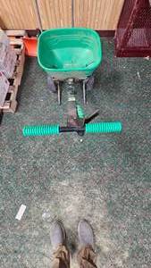 Seed or Salt Spreader