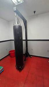 9 Round Heavy Bag