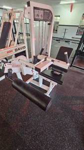 Life Fitness Seated Leg Curl