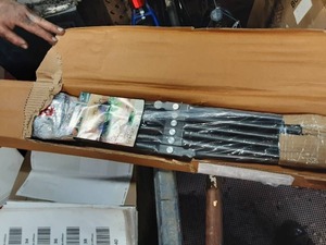 ACHLA DESIGNS  Traditional Wall Mounted Lattice Garden Trellis, 43 in