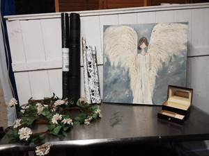 Wallpaper, Angel painting, Jewelry box, flower decor