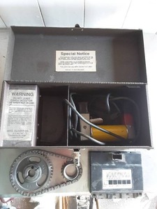 Crack detector in a Kennedy tool box, timing set, auto ecu