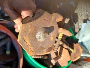 Doka concrete hardware