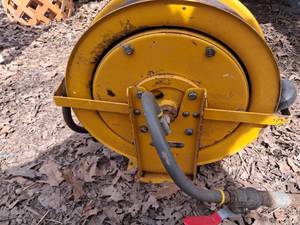 Graco hose reel with hose