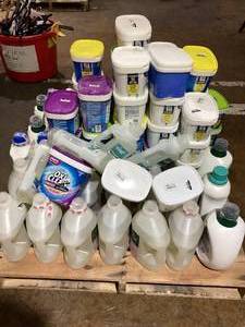 lot 319 image: LOT OF Various Laundry Products