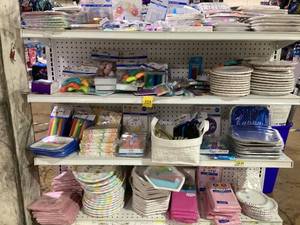 lot 325 image: LOT OF Party Supplies