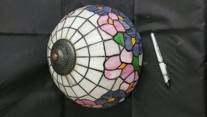 lot 21 image: Floral Mosaic Stained- Lamp Shade - Dome Pattern