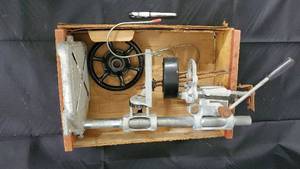 lot 25 image: Fruit Press - Vintage Hand-Crank in Wooden Crate (California Quality Fruits Box)
